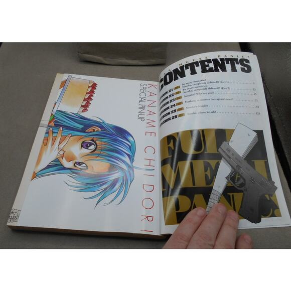 Full Metal Panic! Vol 4 English Manga Shouji Gatou 2004 - Picture 5 of 10